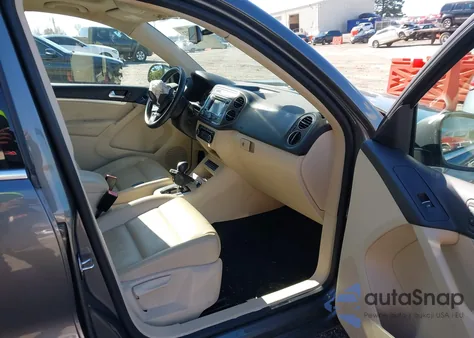 2012 Volkswagen Tiguan Sel z USA, uszkodzony, nr VIN WVGAV7AX3CW005068